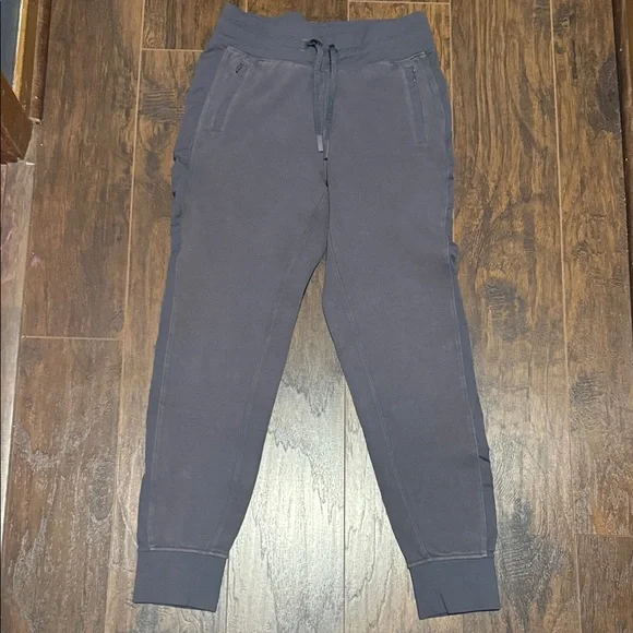 Lululemon Athletica Gray Sweatpants - Picture 1 of 8